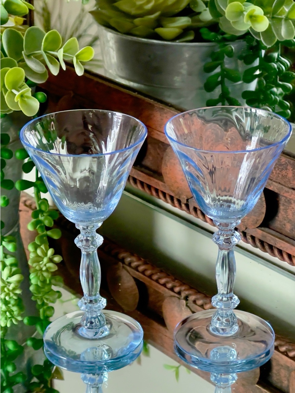 Set of Two Cambridge Cascading Loop Crystal Cordials